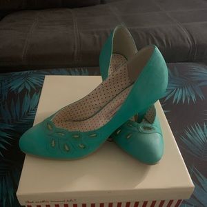 Teal/Green BAIT footwear heels